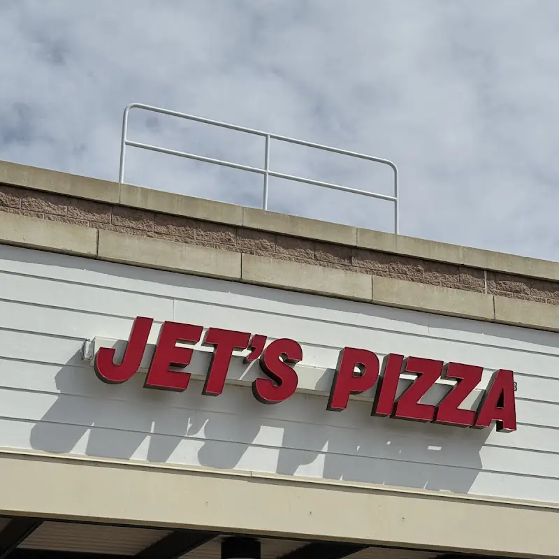 Jet's Pizza