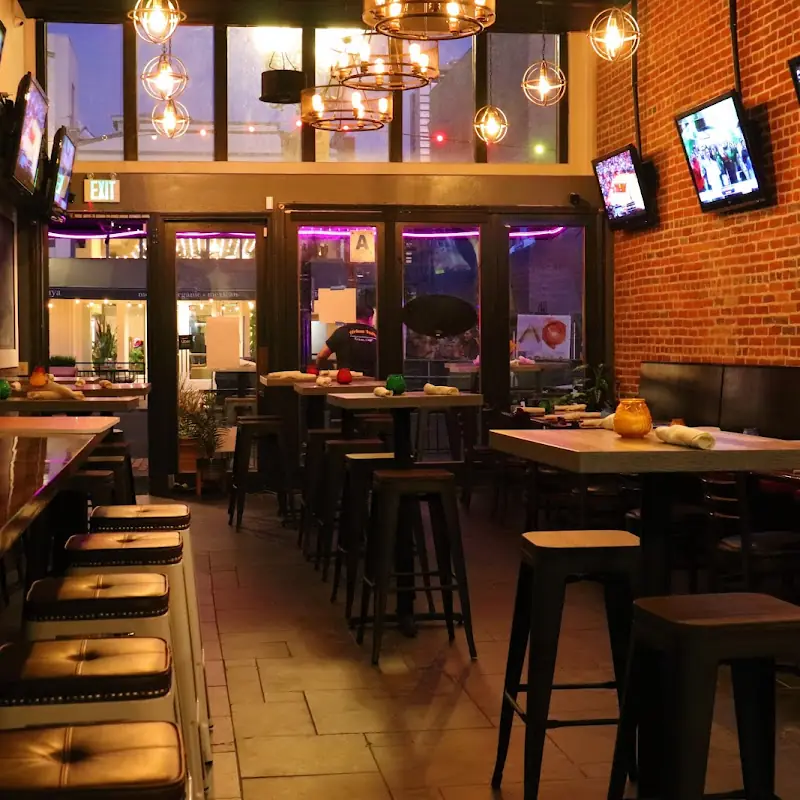 Urban India | Restaurant & Bar