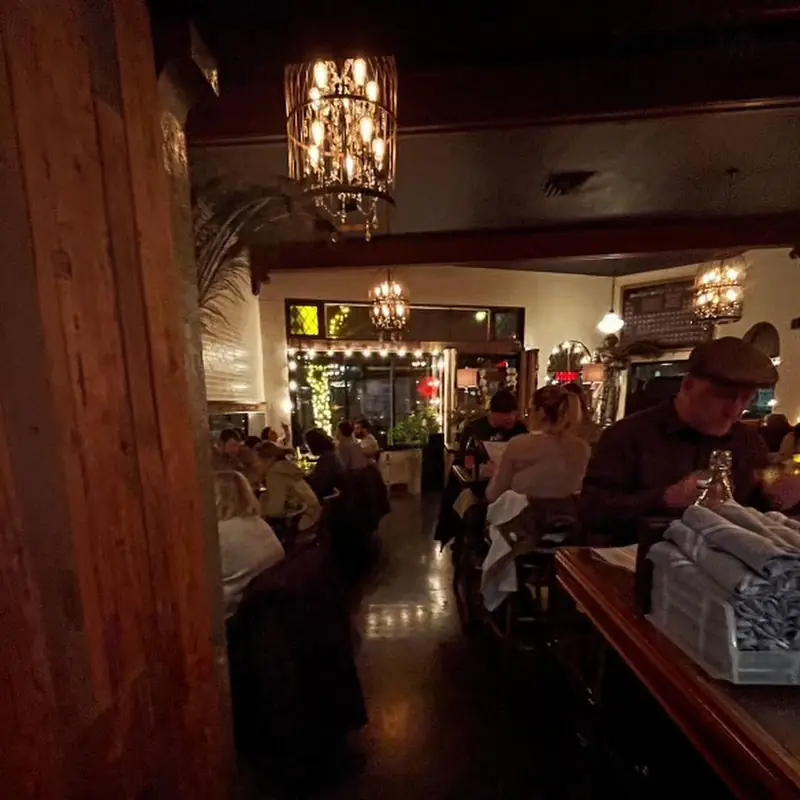 Zinc Bistro & Bar