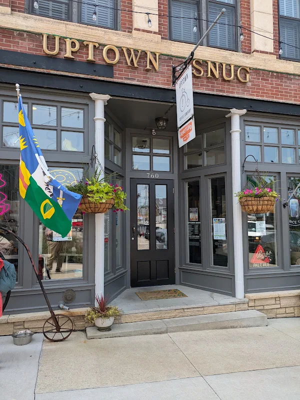 Uptown Snug