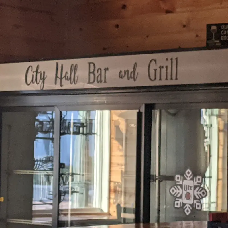 City Hall Bar and Grill