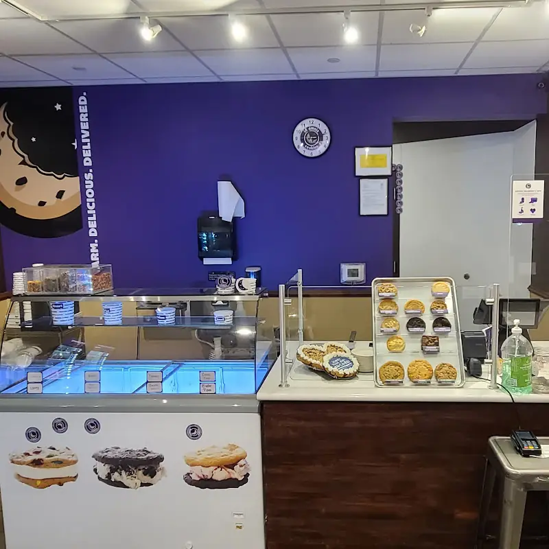 Insomnia Cookies