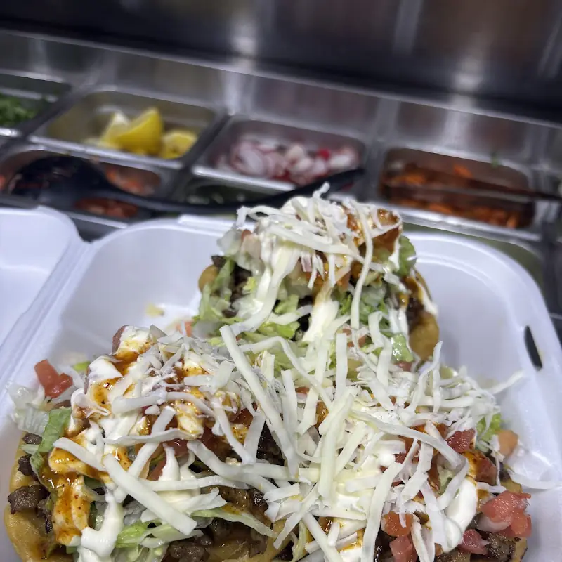 JJ Tacos & Mariscos