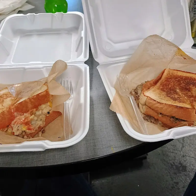 Not your mama's grilled cheese food truck