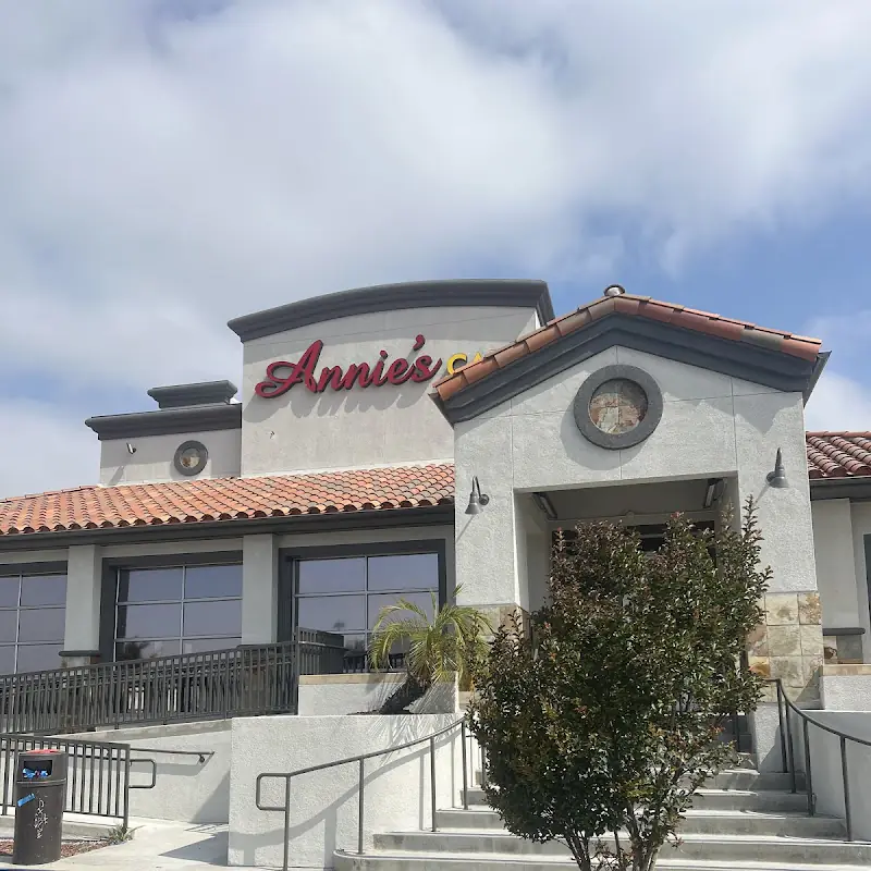Annie's Cafe Riverside