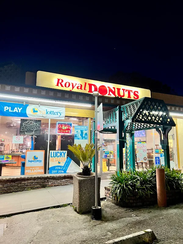 Royal Donut Shop