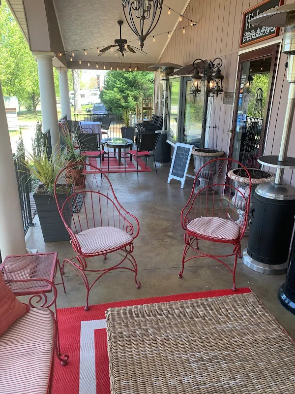 Karen's Cakes & Cafe Pharr