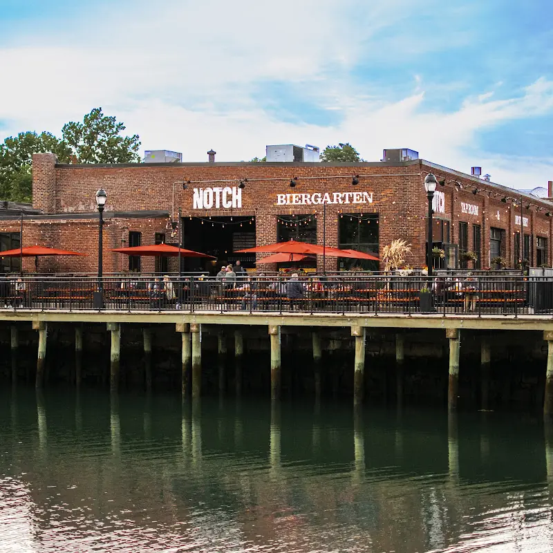 Notch Brewery & Tap Room - Salem