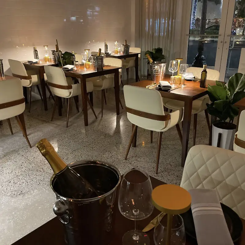Nettuno Italian Seafood & Oysters