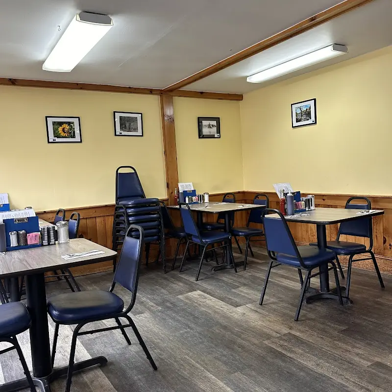 Gilly's Breakfast & Lunch