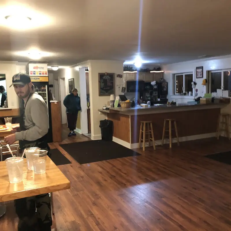 Clubhouse Restaurant