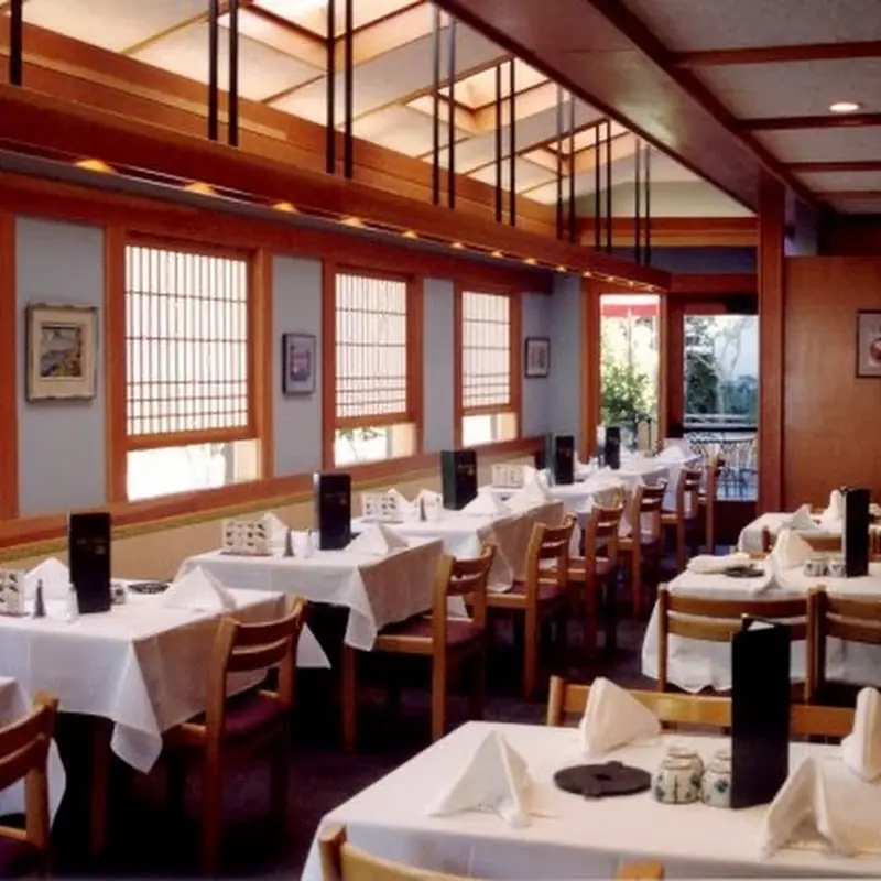 Include Utensils FOR 1 PERSON. Orders will not include any settings  or soy sauce by default