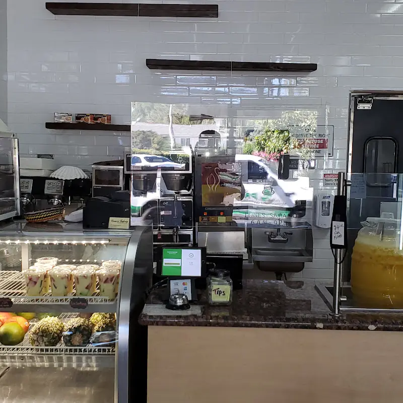 Francis Bakery Panaderia