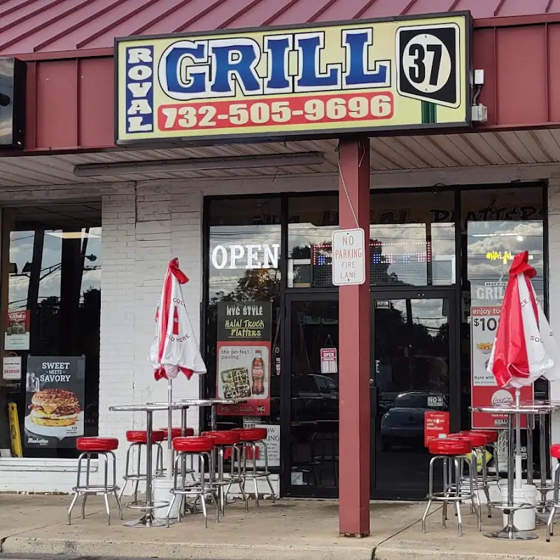 Royal Grill 37