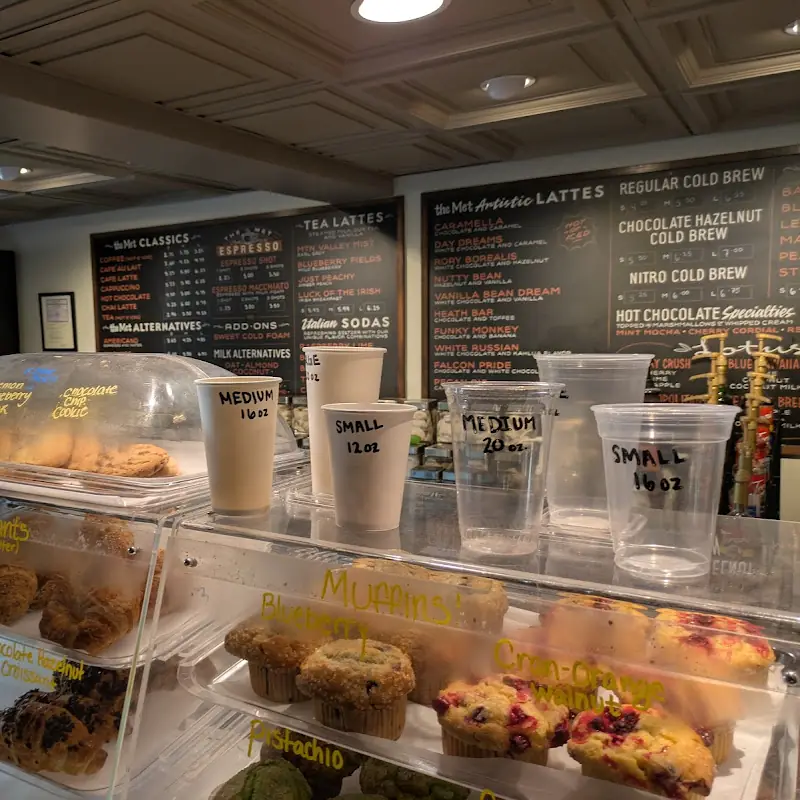 Met Coffee House & Fine Art Gallery