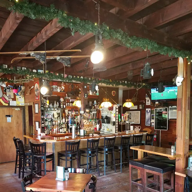 MacLaomainn's Scottish Pub