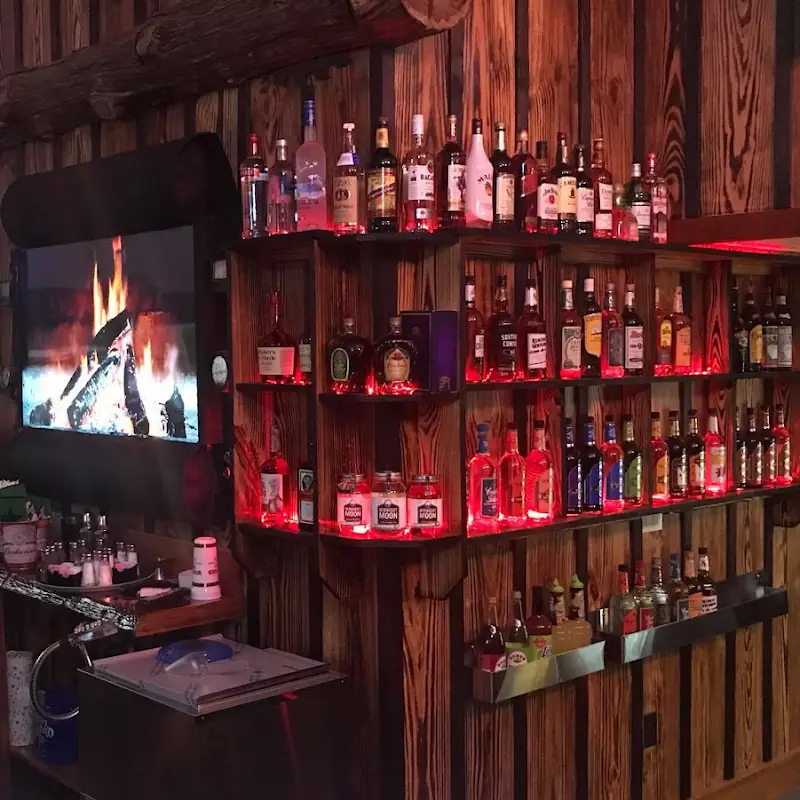 Woodyard Grill