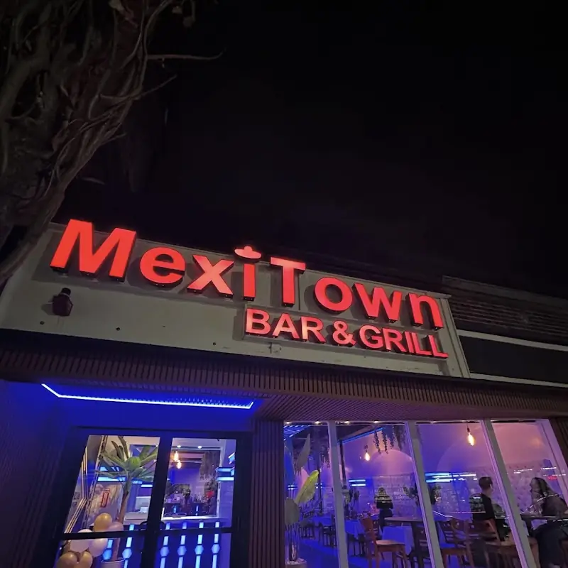 Mexitown Bar & Grill