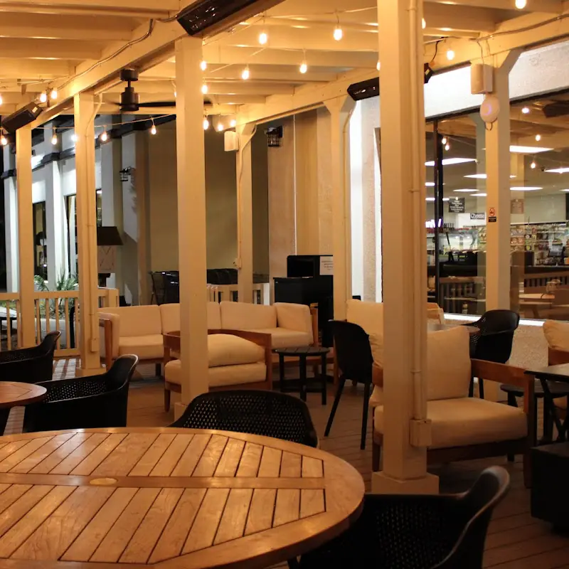 Amelia Fresh Café