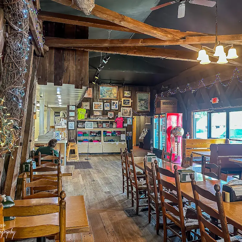 Covered Bridge Pizza Parlor