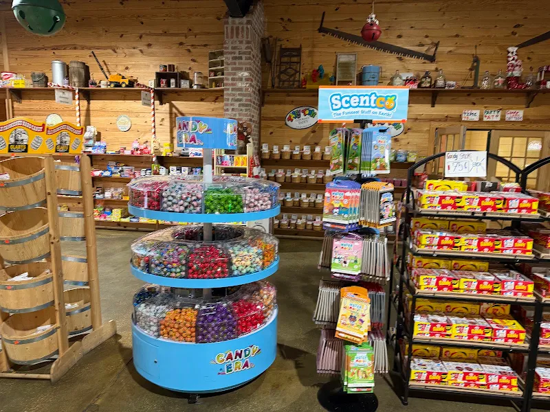 Candyland Cottage & Ice Cream Shoppe