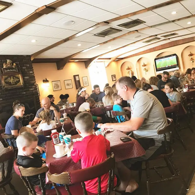 Court Diner