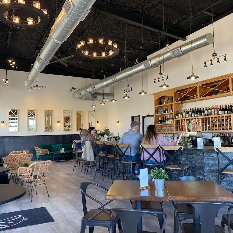 Sip Social Wine & Cocktail Bar