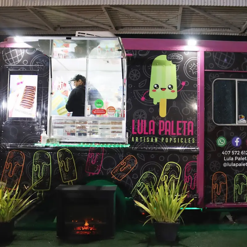Lula Paleta Artisan Popsicles