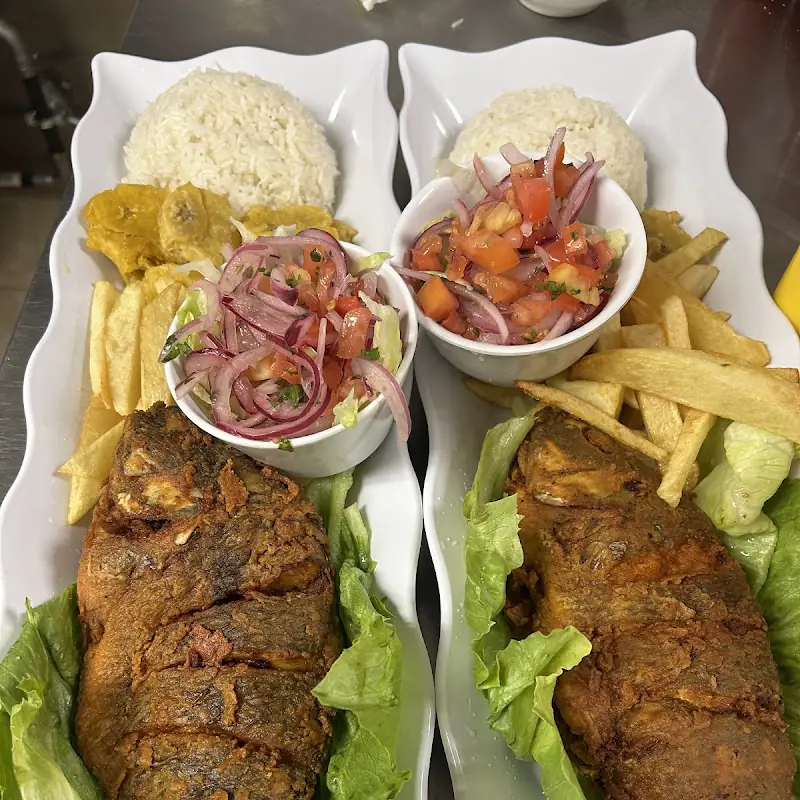 Ecua Deli & Restaurant Mar y Tierra
