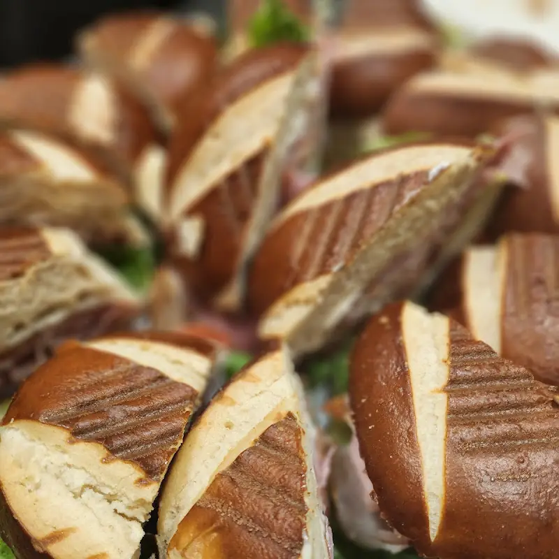 Twenty One Hundred Deli