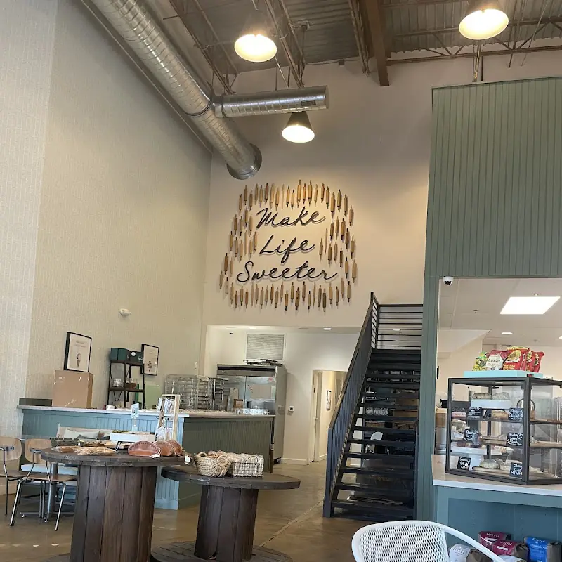 Sweet LaLa’s Bakery