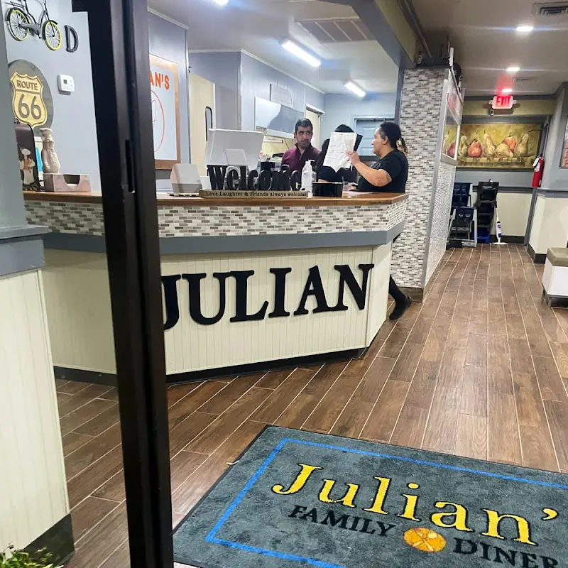 Julian's Diner