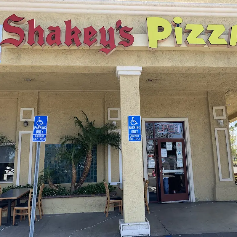 Shakey's Pizza Parlor