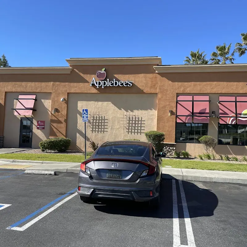 Applebee's Grill + Bar