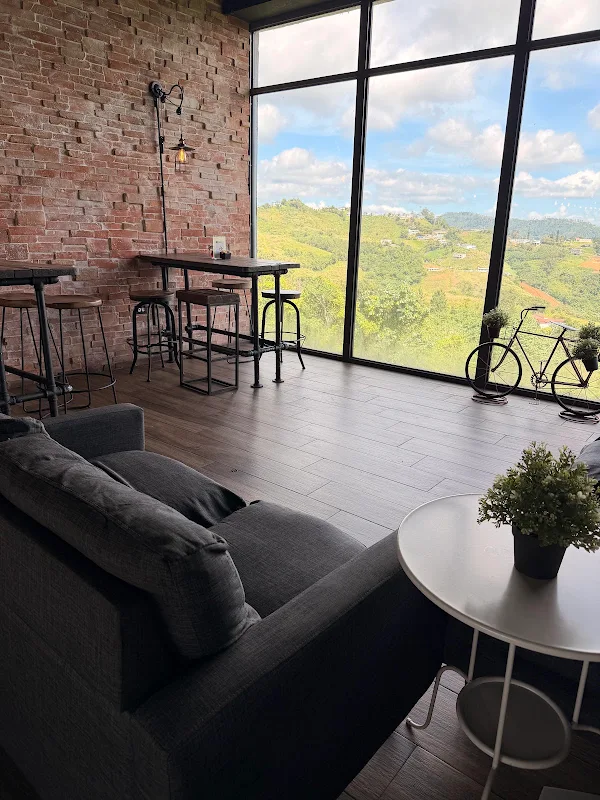 K'milas Café