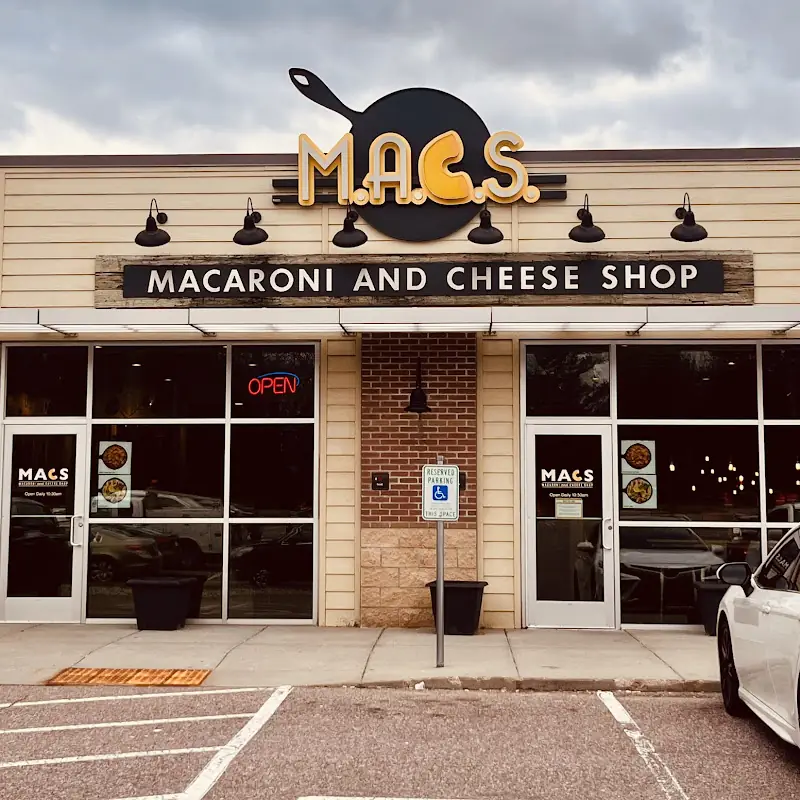 MACS (Macaroni And Cheese Shop) Lake Delton