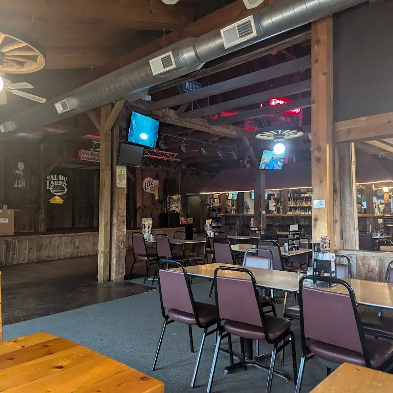Val-Du-Lakes Bar & Grill