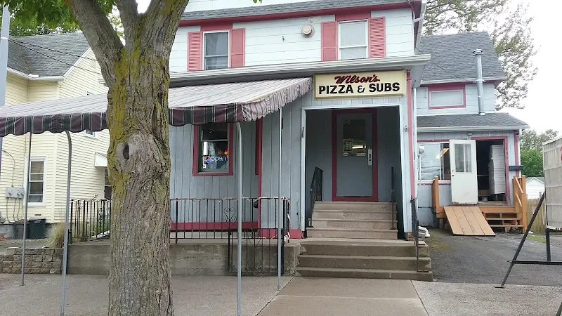 Wilson's Pizza Shop