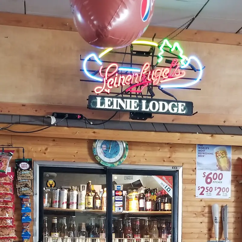 Urne's Whitetail Bar and Grill