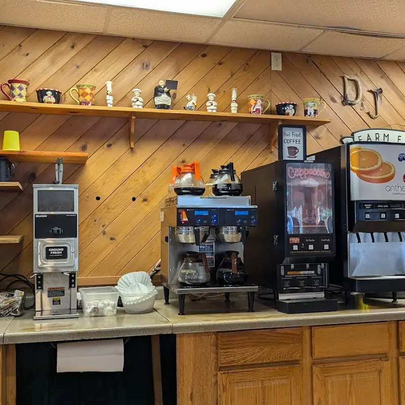 DJ's Northwoods Family Restaurant
