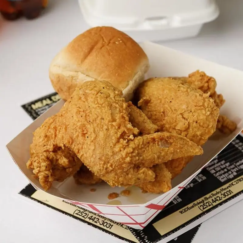 8 Pc Dark Chicken (Family Size w/ Bread)