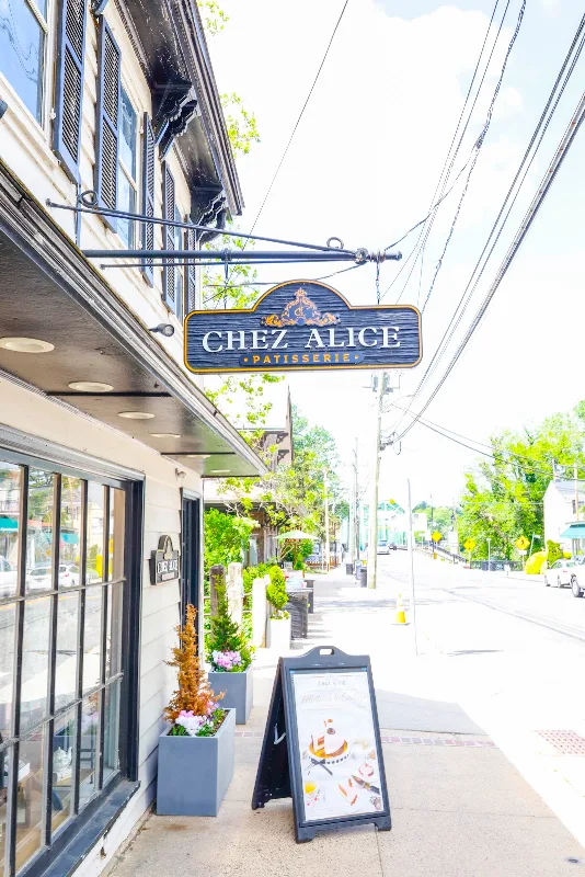 Chez Alice