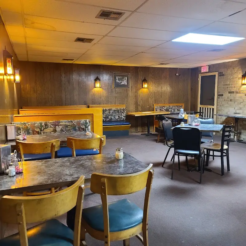 Jim Polly's Pizza Parlour Alma