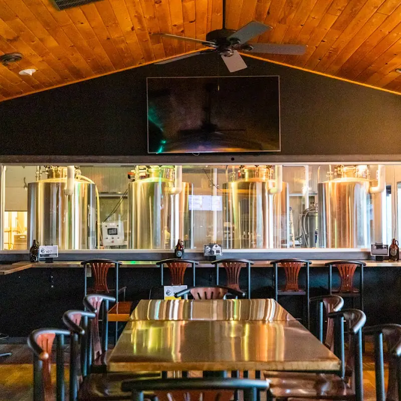 ABC Brewing and Wood-Fired Pizza Battle Lake