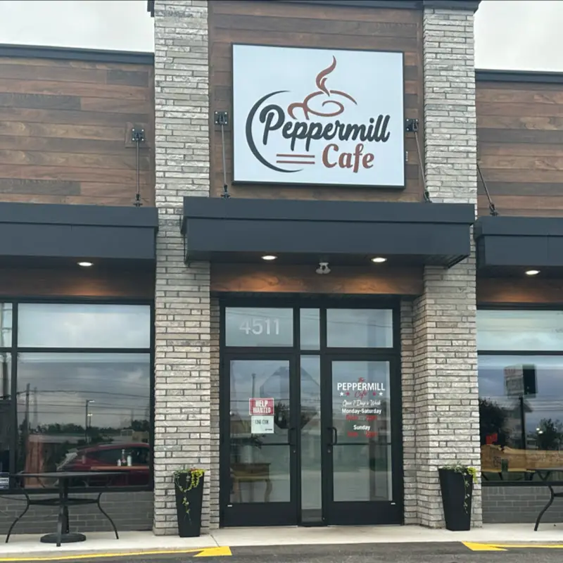 Peppermill Cafe Standale