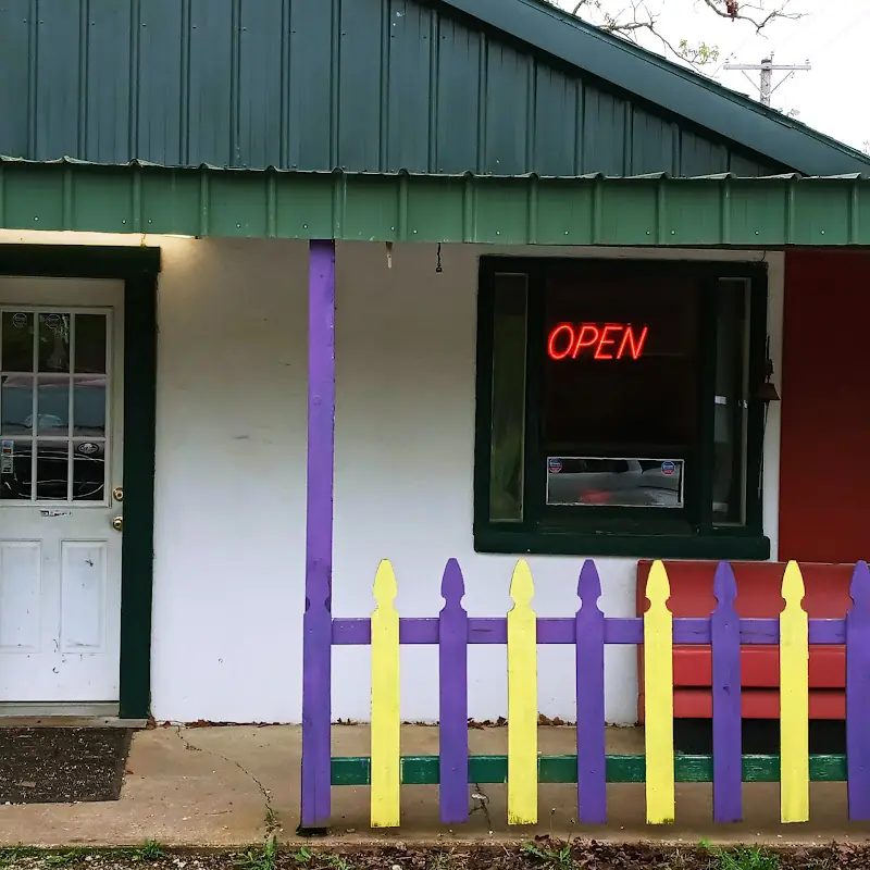 Granny Lee's Cafe