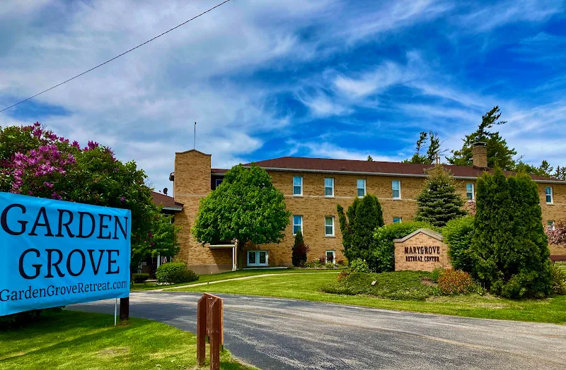 Garden Grove Retreat & Lodging