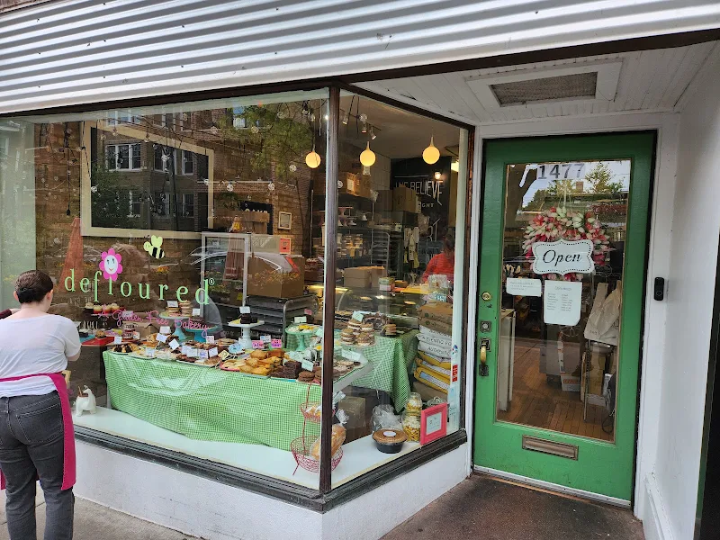 defloured: A Gluten Free Bakery