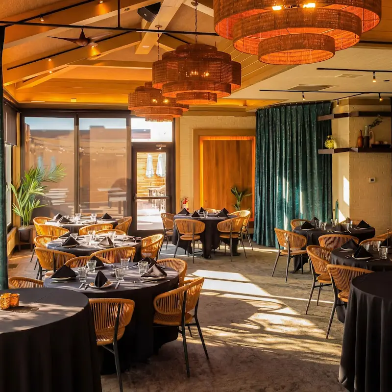 CRAVE Food & Drink Edina