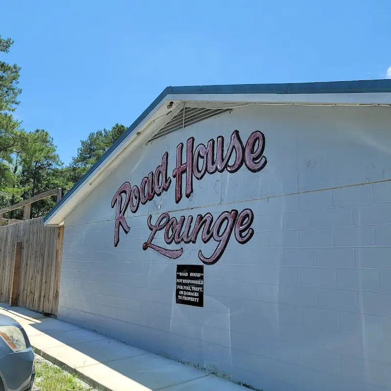 Road House Lounge